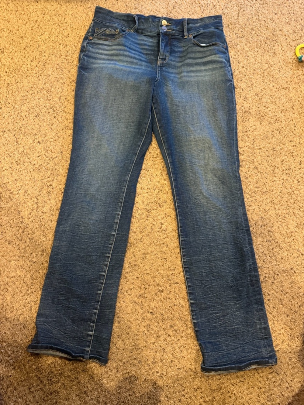 Buckle Women's Medium Blue Straight-Leg Jeans